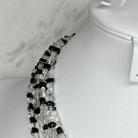 Black Clear Beaded Multi-Strand Arrow Pendant Statement Necklace ✨ - Picture 10 of 10